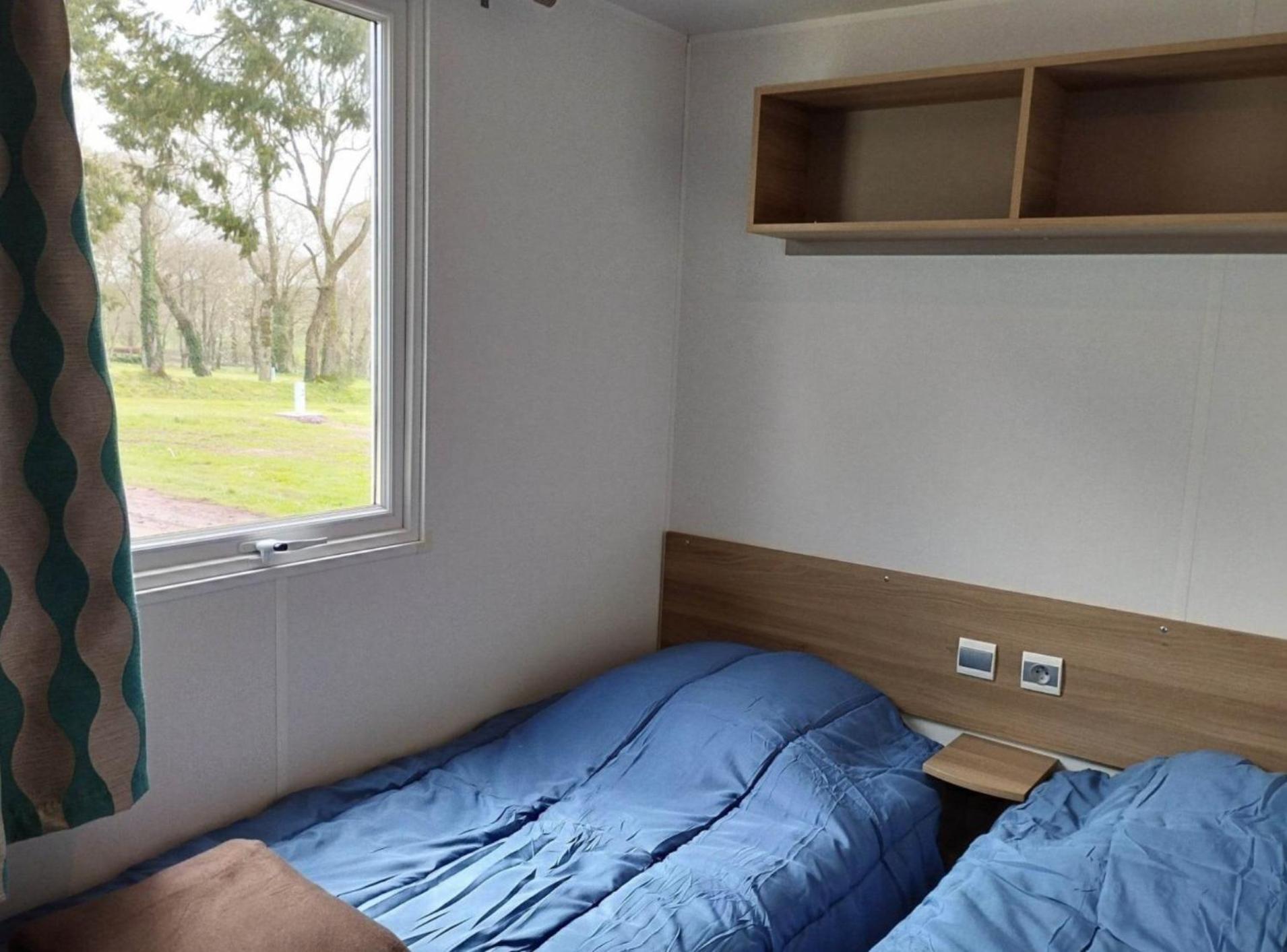 Camping Le Val Aux Fees - Broceliande Concoret Exterior photo